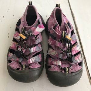 Kids Keen Newport H2 Sandals, size 11